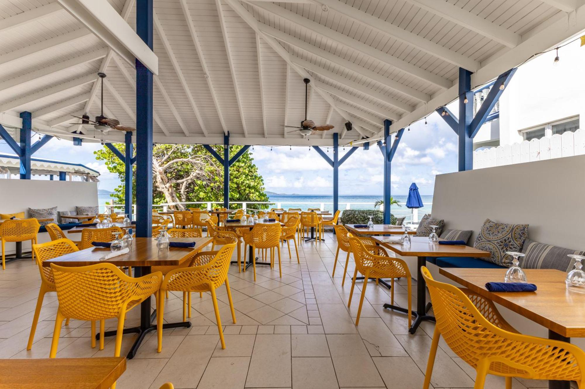 Sebastian'S On The Beach Hotel Freshwater Pond Exterior foto