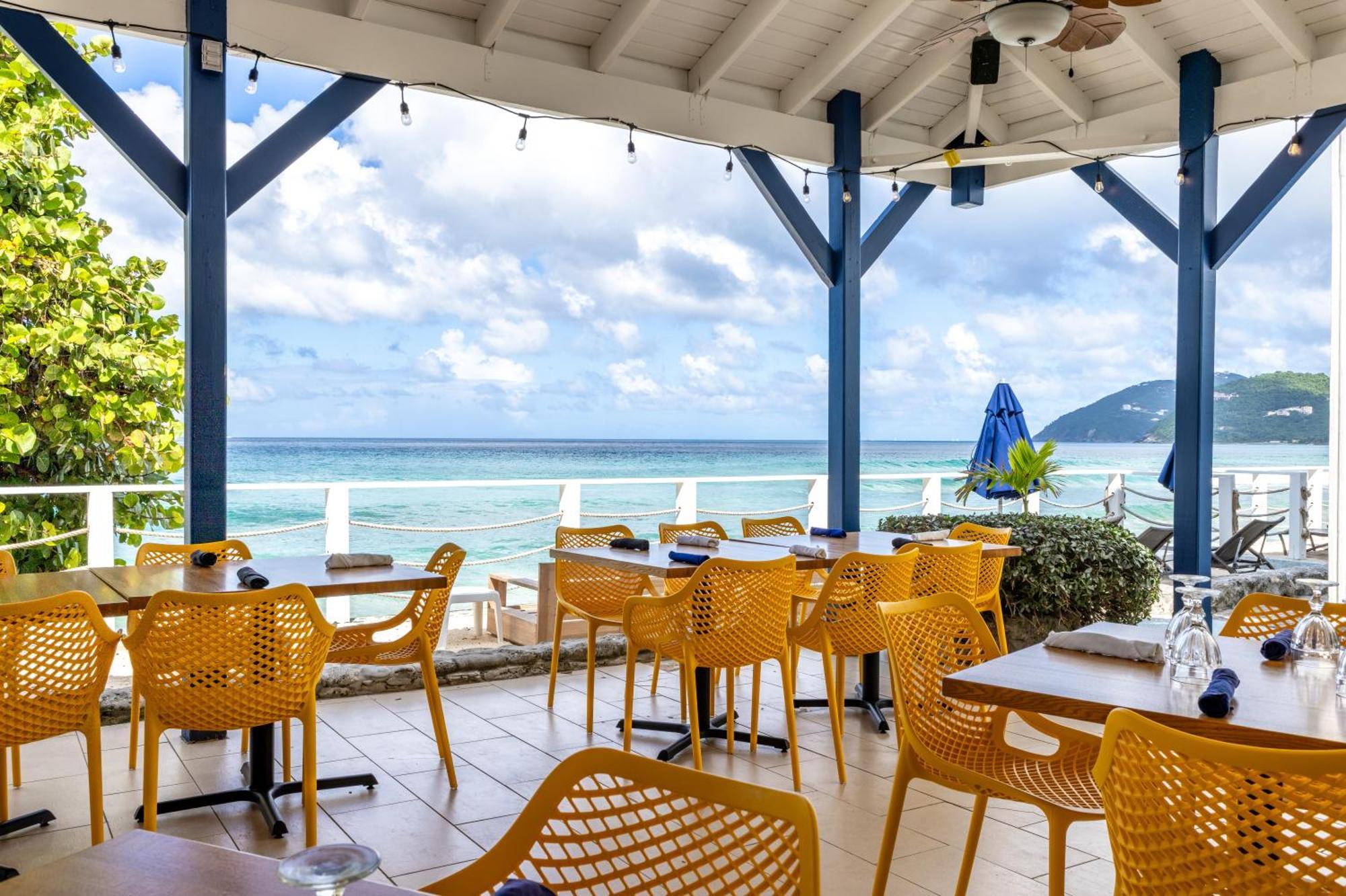 Sebastian'S On The Beach Hotel Freshwater Pond Exterior foto