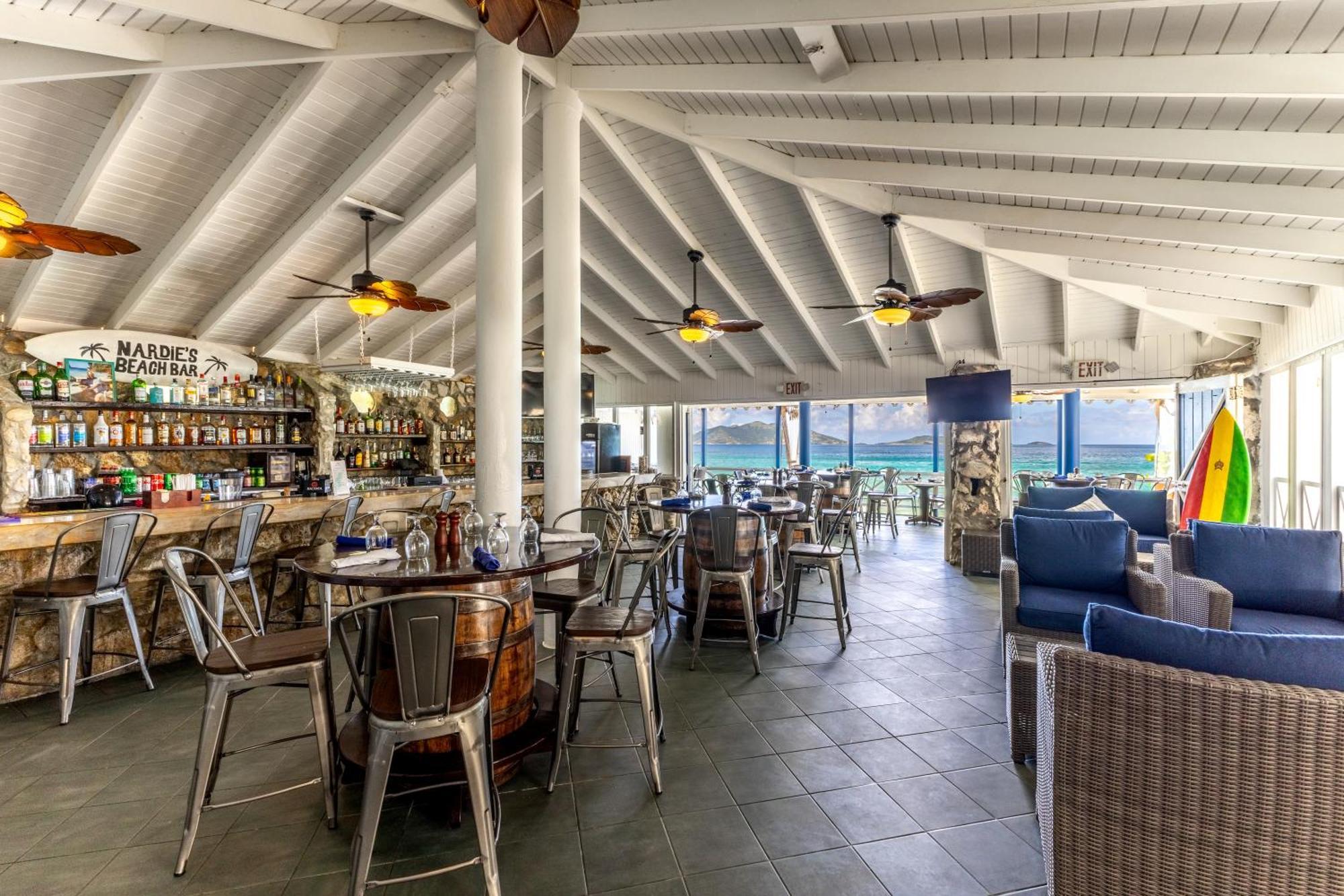 Sebastian'S On The Beach Hotel Freshwater Pond Exterior foto